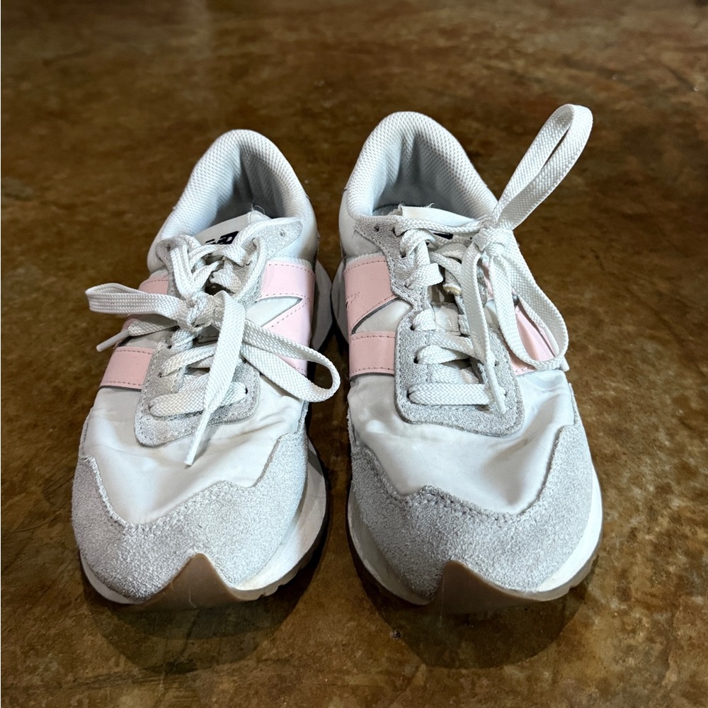 New Balance Women's 237 sneaker - Picture 2 of 4